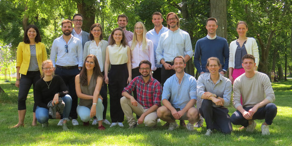 Gruppenfoto der Teilnehmer*innen des Doktorandenkolloquiums